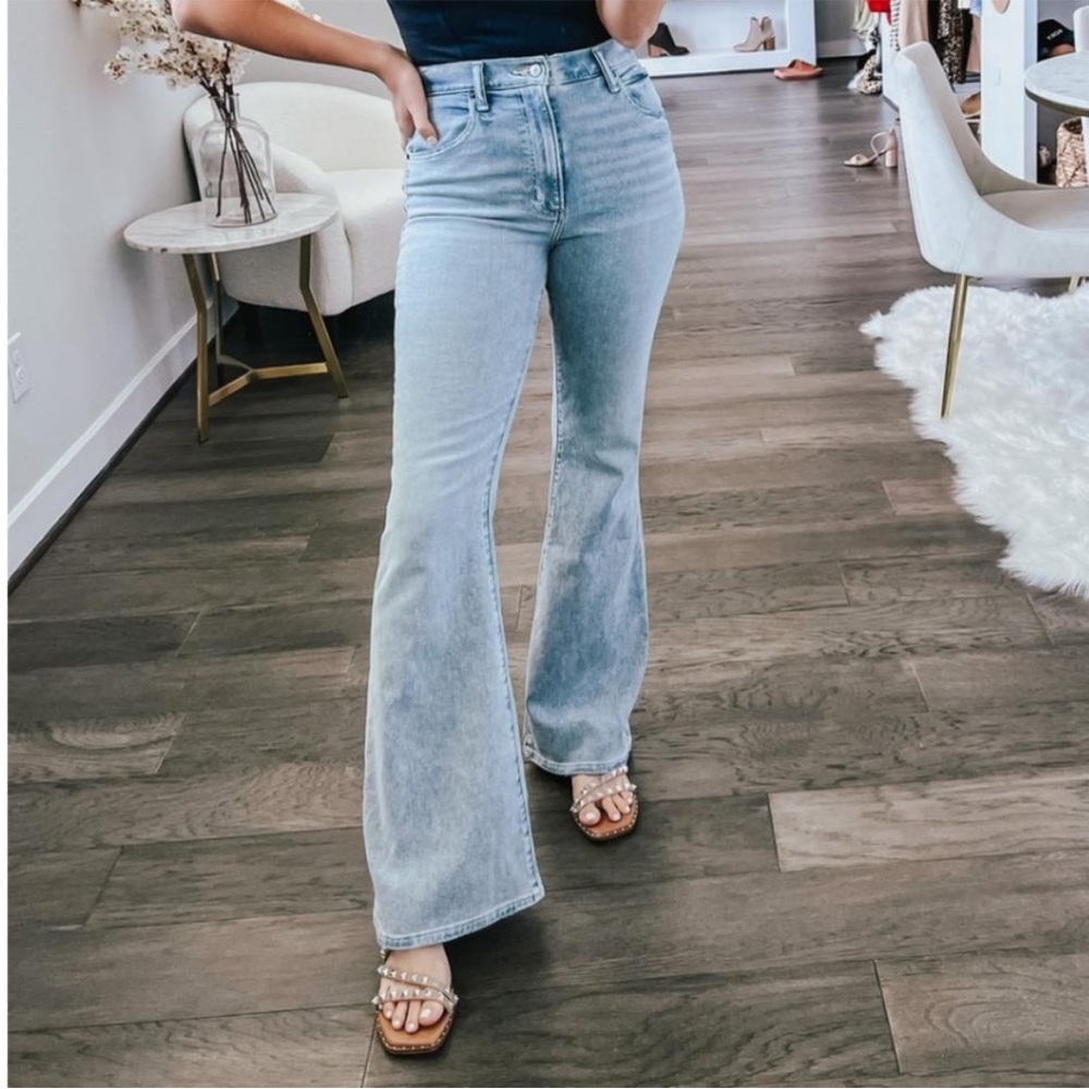 Abercrombie the ‘70s Vintage Flare Ultra High Rise